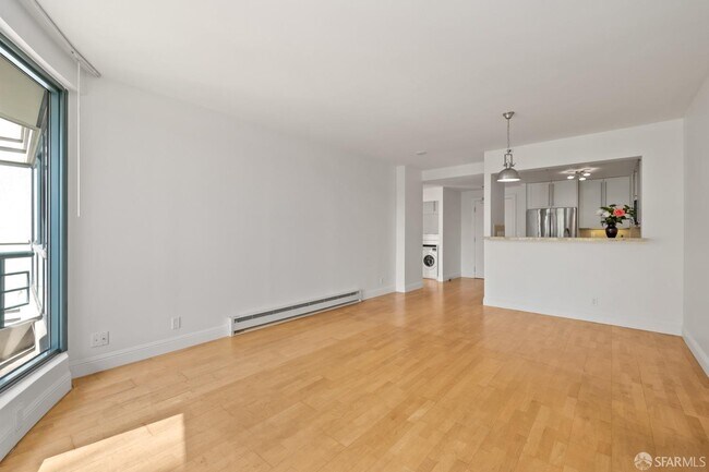 Building Photo - 300 3rd St