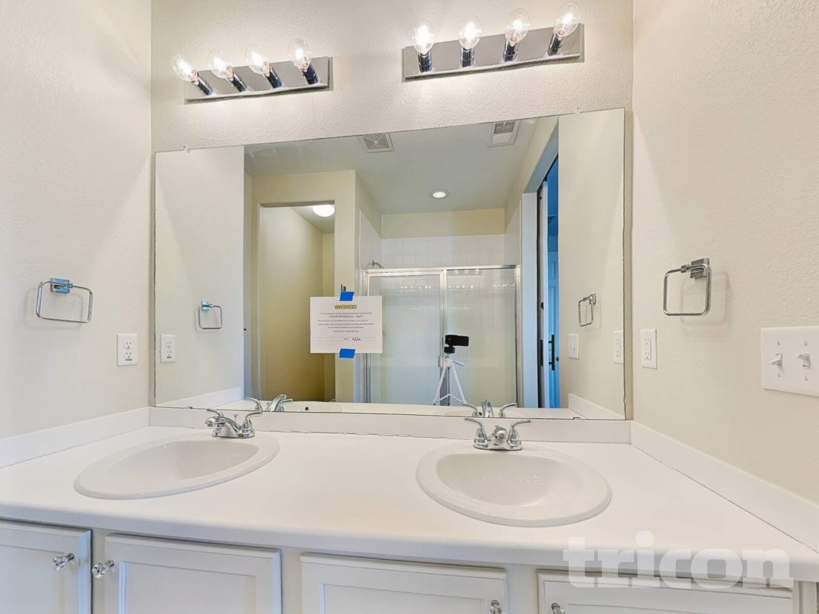 Building Photo - 4363 E 96th Way