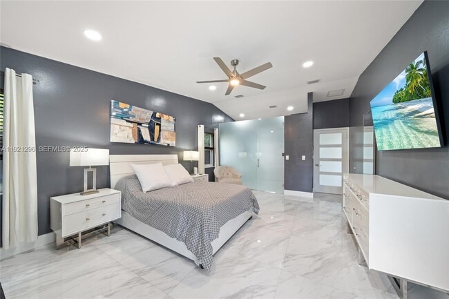 Building Photo - 15484 SW 42nd Terrace