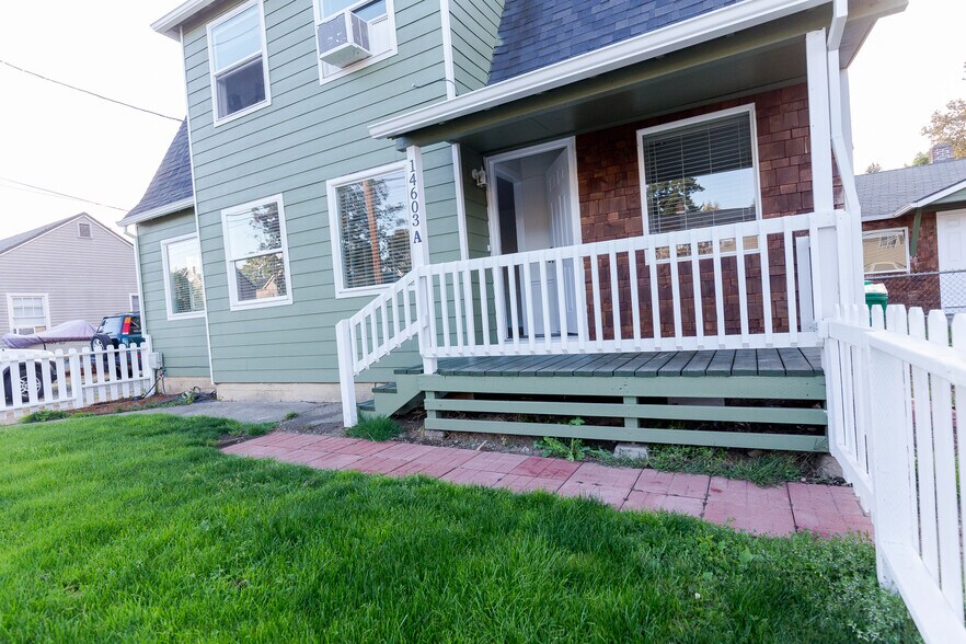 Building Photo - 14603 SE Arista Dr