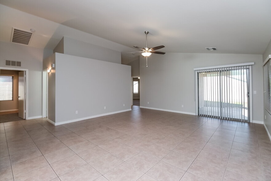 Building Photo - 3688 W Yellow Peak Dr