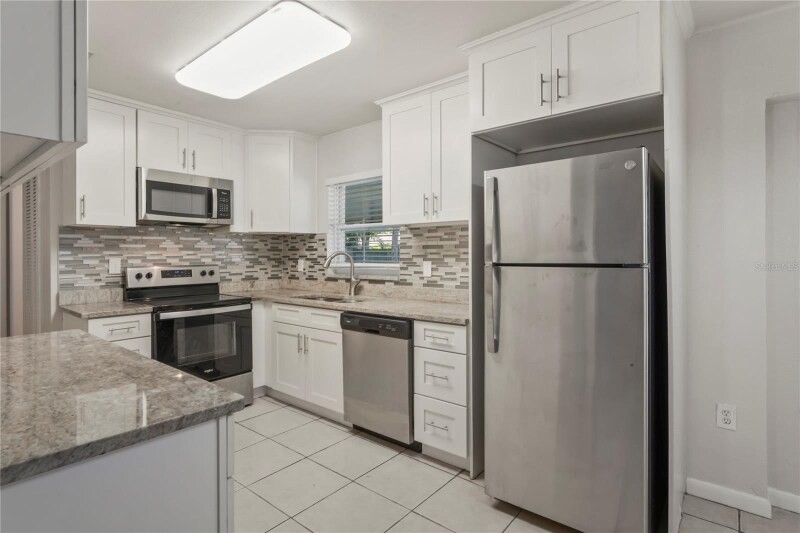 Building Photo - 2136 67th Ave S