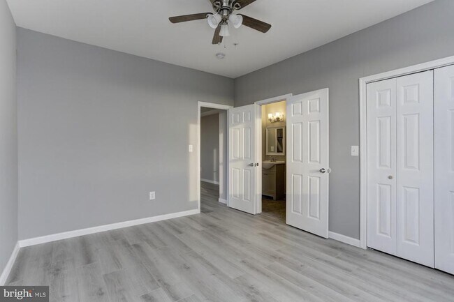 Building Photo - 400 N Highland Ave