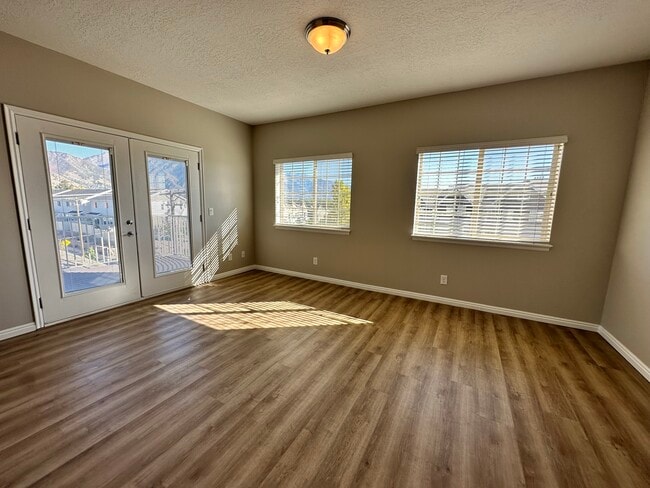 Building Photo - 4985 Kiska Ln