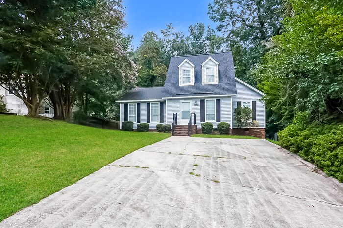 Building Photo - 823 Audubon Cir