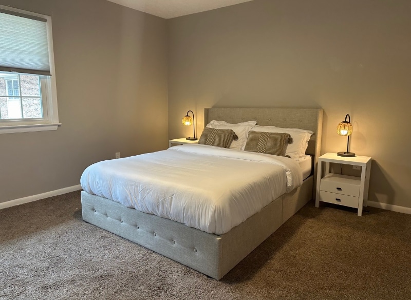 Building Photo - 365 W Illinois Ave