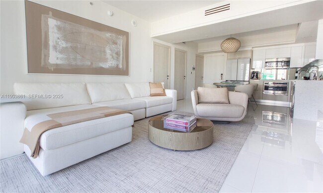 Building Photo - 92 SW 3rd St