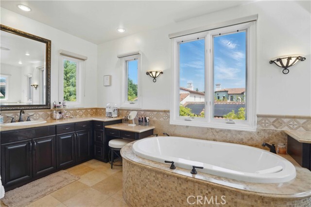 Building Photo - 3805 Prado De Las Uvas