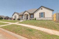 Building Photo - 2313 E Kellan Ct Terrace