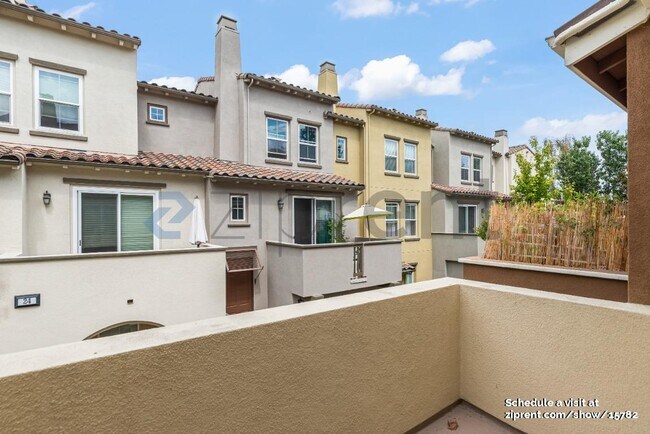 Building Photo - 4 Muller Pl