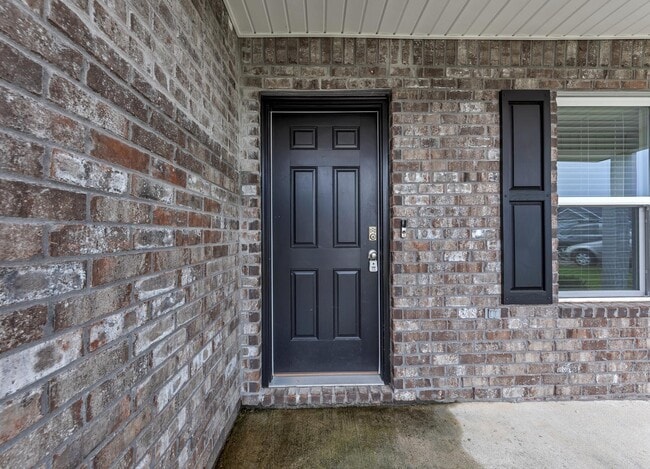 Building Photo - 925 Merganser Way