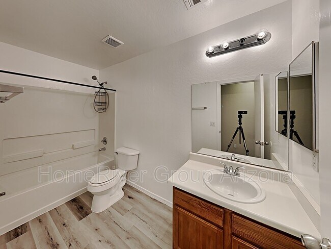 Building Photo - 21424 N 120th Ln