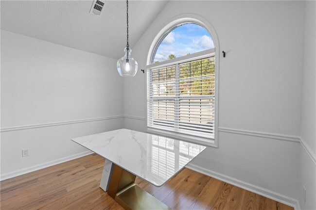 Building Photo - 367 Ayelsbury Ct