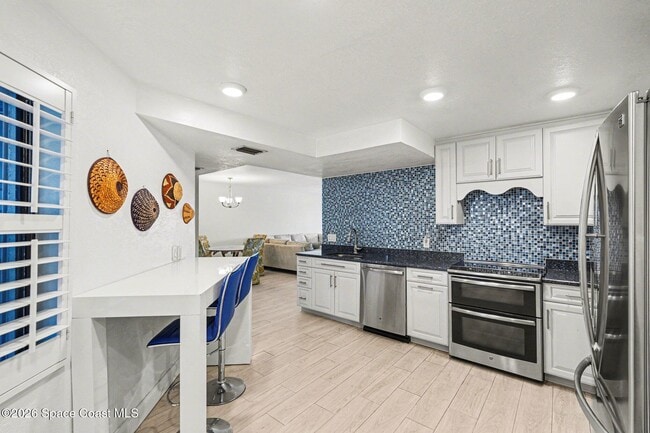 Building Photo - 3613 S Banana River Blvd