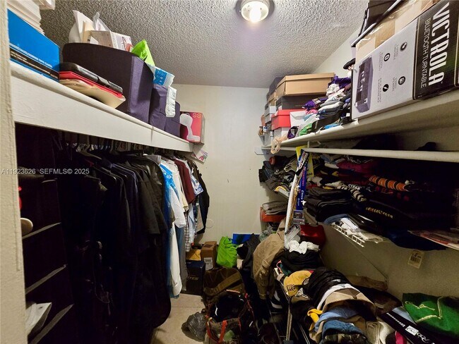 Building Photo - 498 NW 165th St