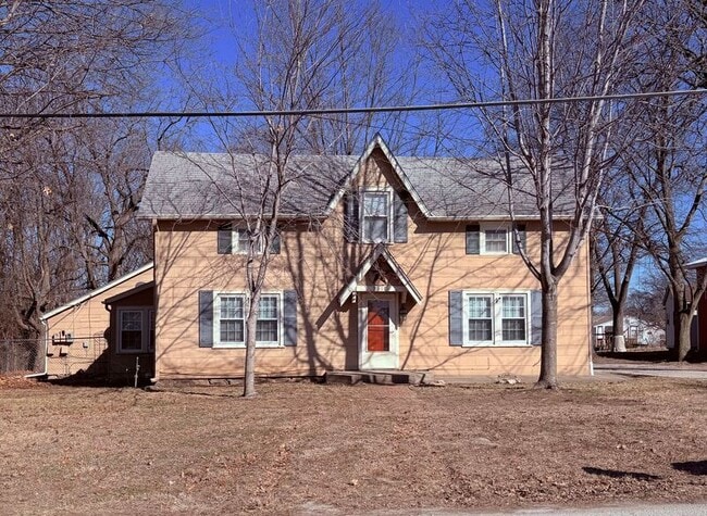 Building Photo - 9910 E 38 Terrace