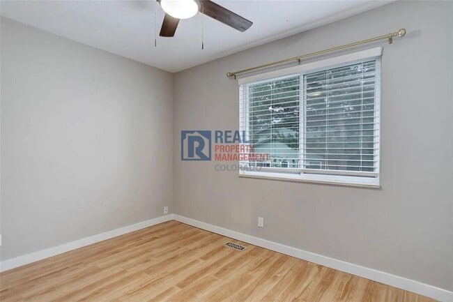 Building Photo - 3355 S Flower St