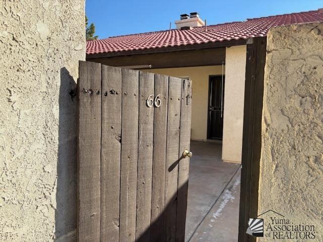 Building Photo - 2155 S 14th Ave