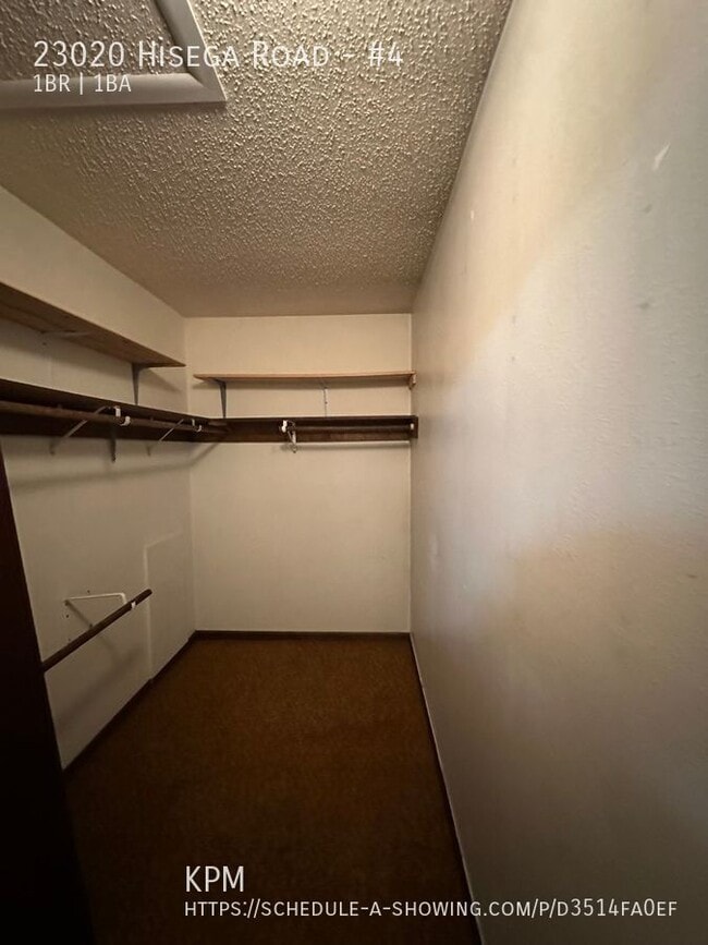 Building Photo - 23020 Hisega Rd