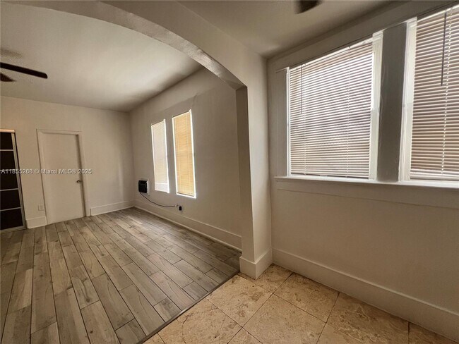 Building Photo - 1319 Meridian Ave