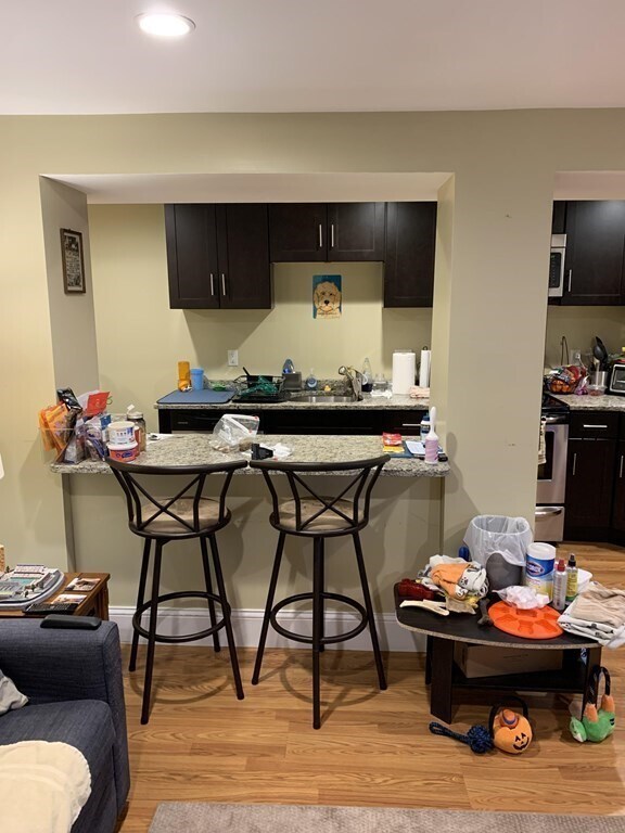 Building Photo - 404 Centre St