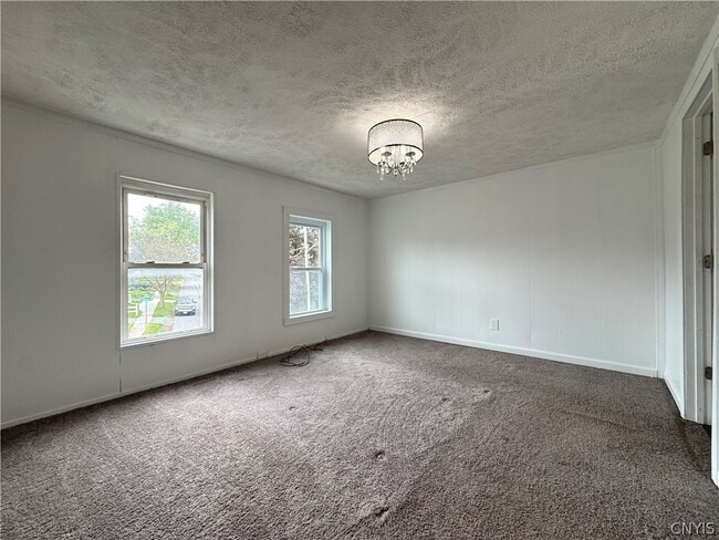 Building Photo - 318 W Hoard St
