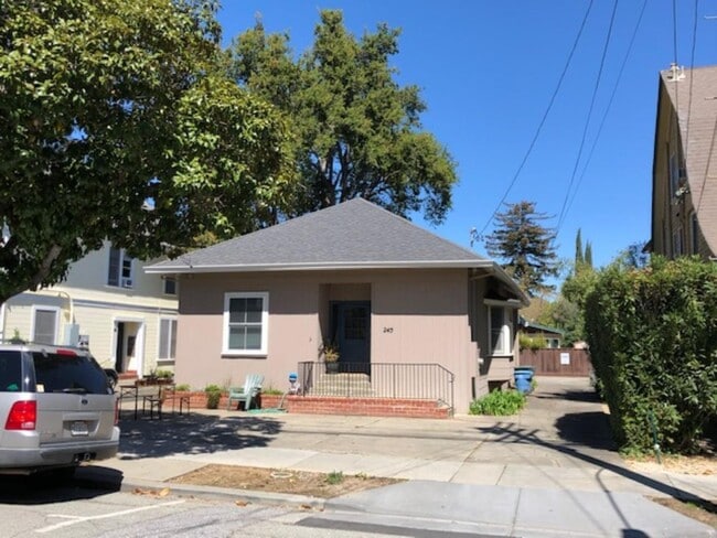 Building Photo - 245 Emerson St