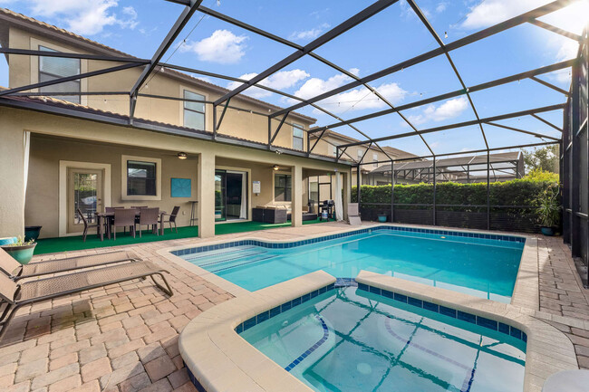Building Photo - 1520 Moon Valley Dr