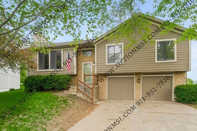 Primary Photo - Modern Beauty in River Oaks/Grandview