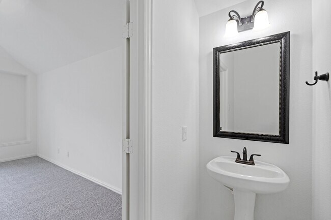 Building Photo - 3519 Satton Ranch Ln
