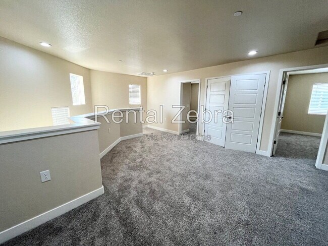 Building Photo - 1310 Playa Del Rey Dr