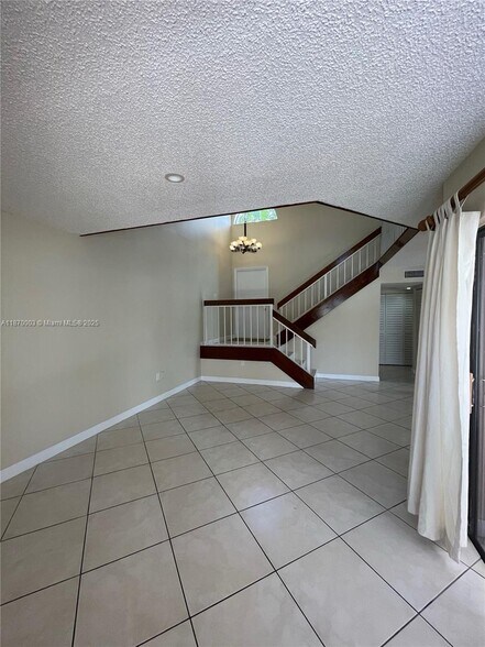 Building Photo - 1301 SW 124th Ct