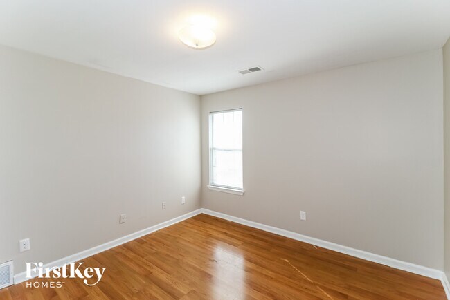 Building Photo - 9751 Misty Bay Cove