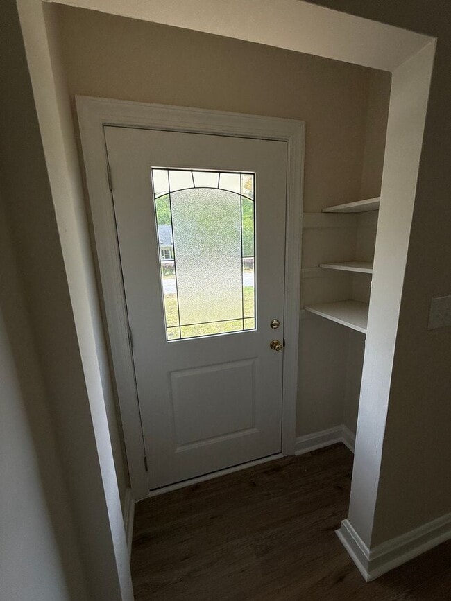 Building Photo - Quaint Two Bedroom House In Creedmoor, NC