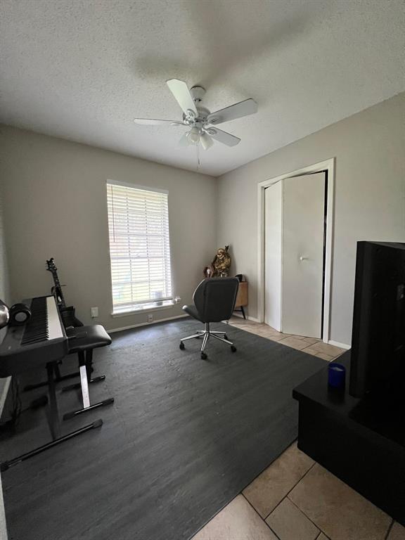 Building Photo - 1708 Stanley Ave