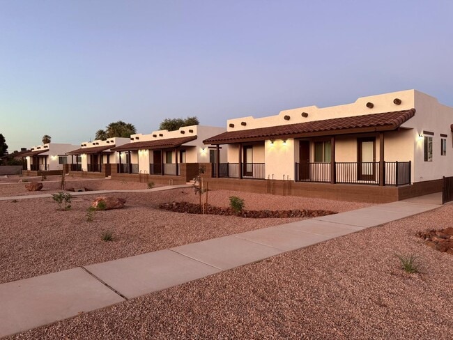 Primary Photo - 271 S Avenue A