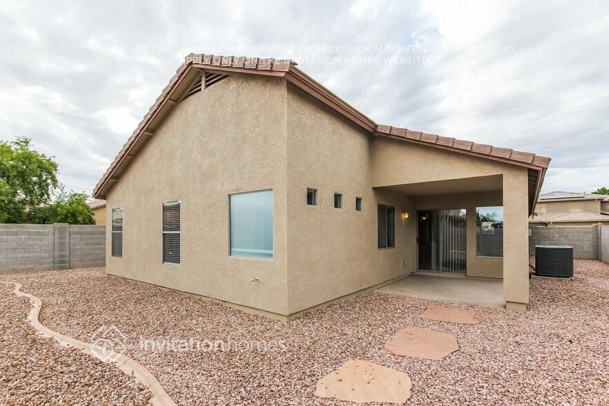 Building Photo - 16055 W Acapulco Ln