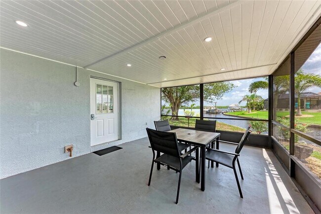 Building Photo - 3376 Peace River Dr