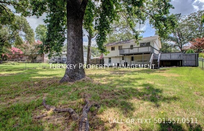 Building Photo - 13 Wesley Dr