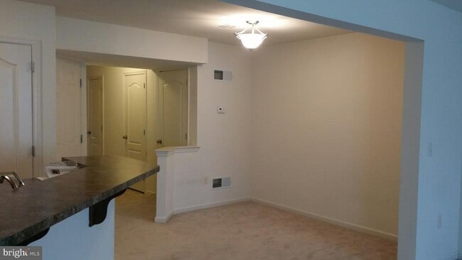 Building Photo - 111 Stonecrest Ln