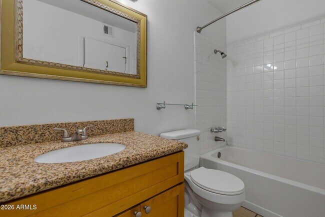 Building Photo - 6627 N 27th Ave