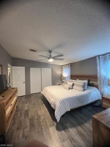 Building Photo - 1515 Gulf Coast Dr