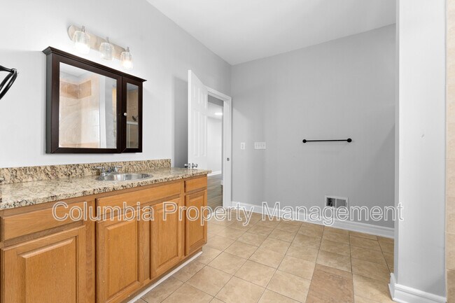 Building Photo - 1829 Providence St NE