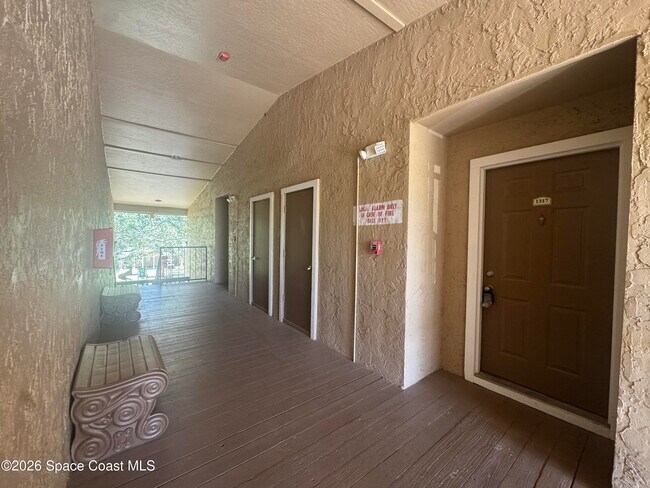 Building Photo - 7667 N Wickham Rd