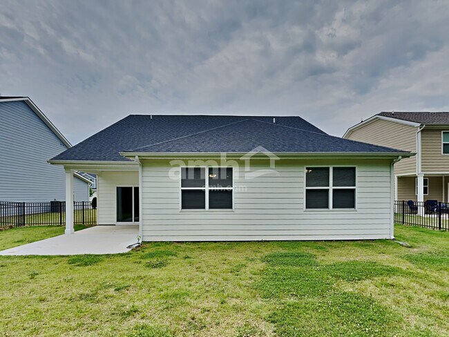 Building Photo - 4308 Longfellow Dr