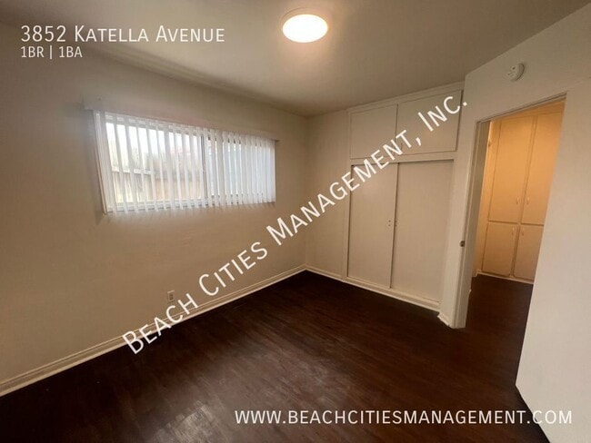 Building Photo - 3852 Katella Ave