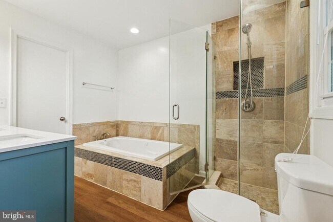 Building Photo - 8326 Briar Creek Dr