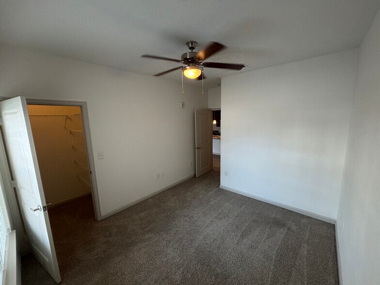 Building Photo - 1271 Sadler Drive