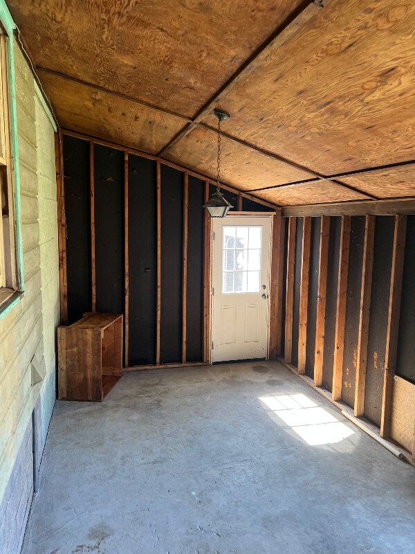 Building Photo - 1525 Trebein Rd