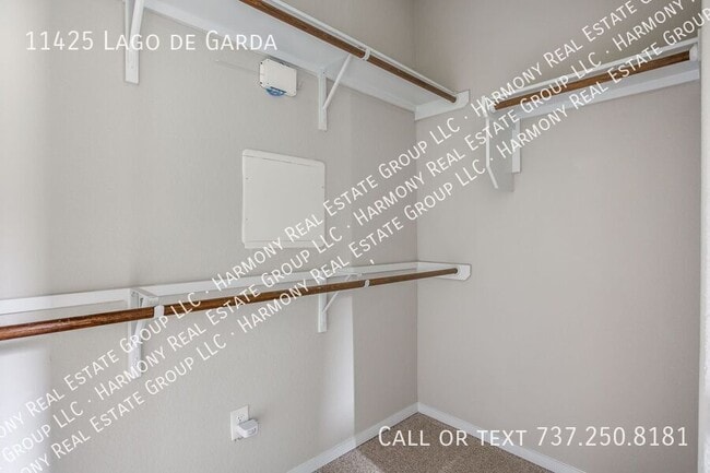 Building Photo - 11425 Lago de Garda Dr